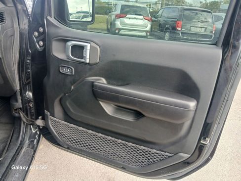 Used 2020 Jeep Gladiator Sport w/ Quick Order Package 24S image 17