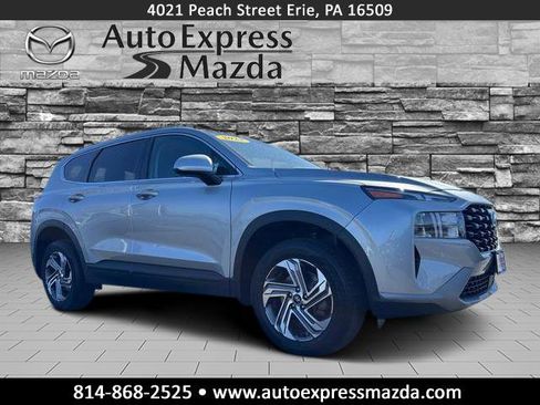 Used 2023 Hyundai Santa Fe SE image 1