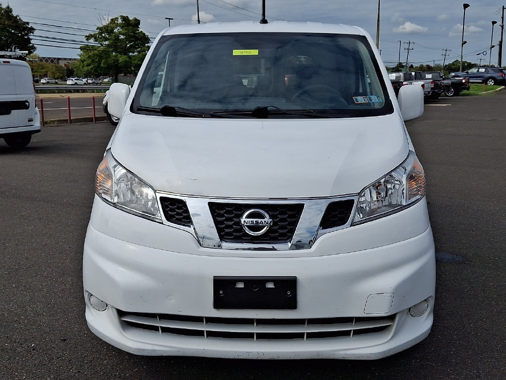 Used 2015 Nissan NV200 SV w/ Technology Package FWD image 2