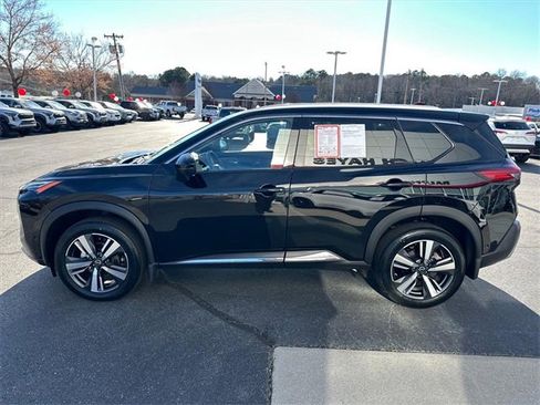 Used 2023 Nissan Rogue Platinum w/ Platinum Premium Package image 6