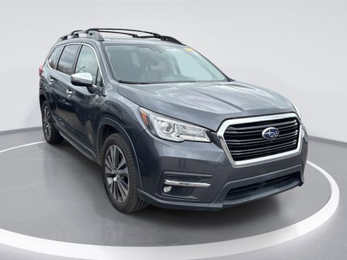 Used 2019 Subaru Ascent Touring image 2