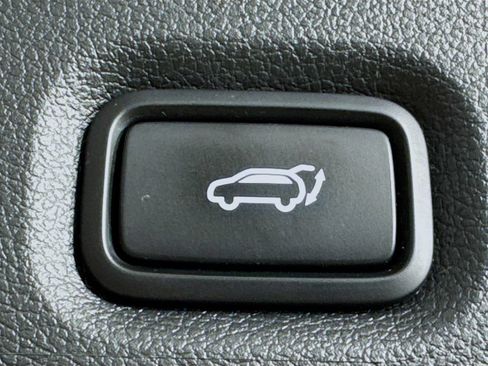Used 2020 Hyundai Santa Fe Limited FWD image 34