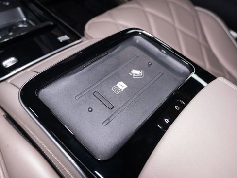 Used 2025 Mercedes-Benz Maybach S 680 4MATIC image 29