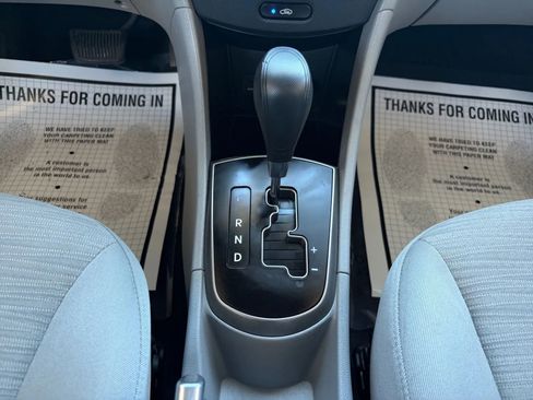 Used 2016 Hyundai Accent SE FWD image 24