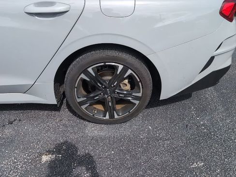 Used 2023 Kia K5 GT-Line w/ GT-Line Premium Package image 7