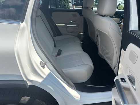 New 2026 Mercedes-Benz GLA 250 4MATIC image 17