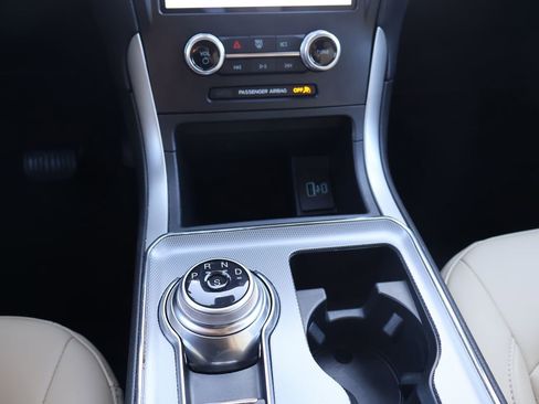 Used 2021 Ford Edge SEL w/ Cargo Accessory Package image 17