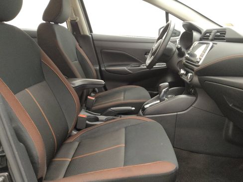 Used 2020 Nissan Versa SR FWD image 21
