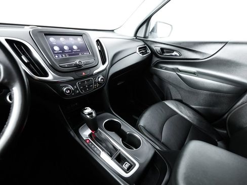 Used 2021 Chevrolet Equinox LT FWD image 29