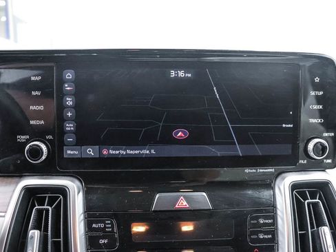 Used 2022 Kia Sorento S image 8