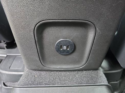 Certified 2024 Ford Escape Platinum AWD/4WD image 30