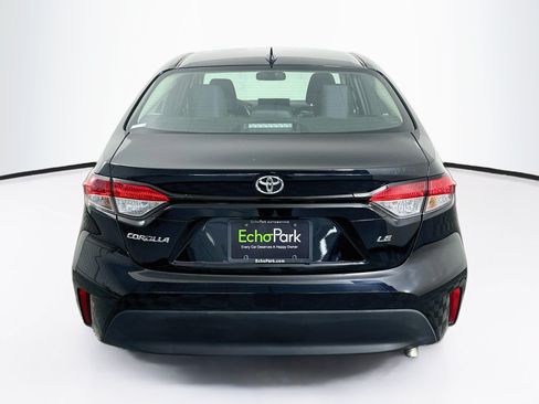 Used 2025 Toyota Corolla LE FWD image 7