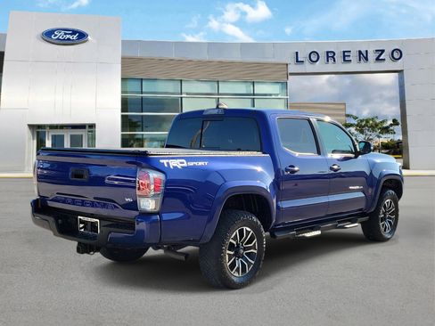 Used 2022 Toyota Tacoma TRD Sport image 5