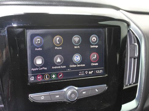 Used 2023 Chevrolet Traverse LT FWD image 28