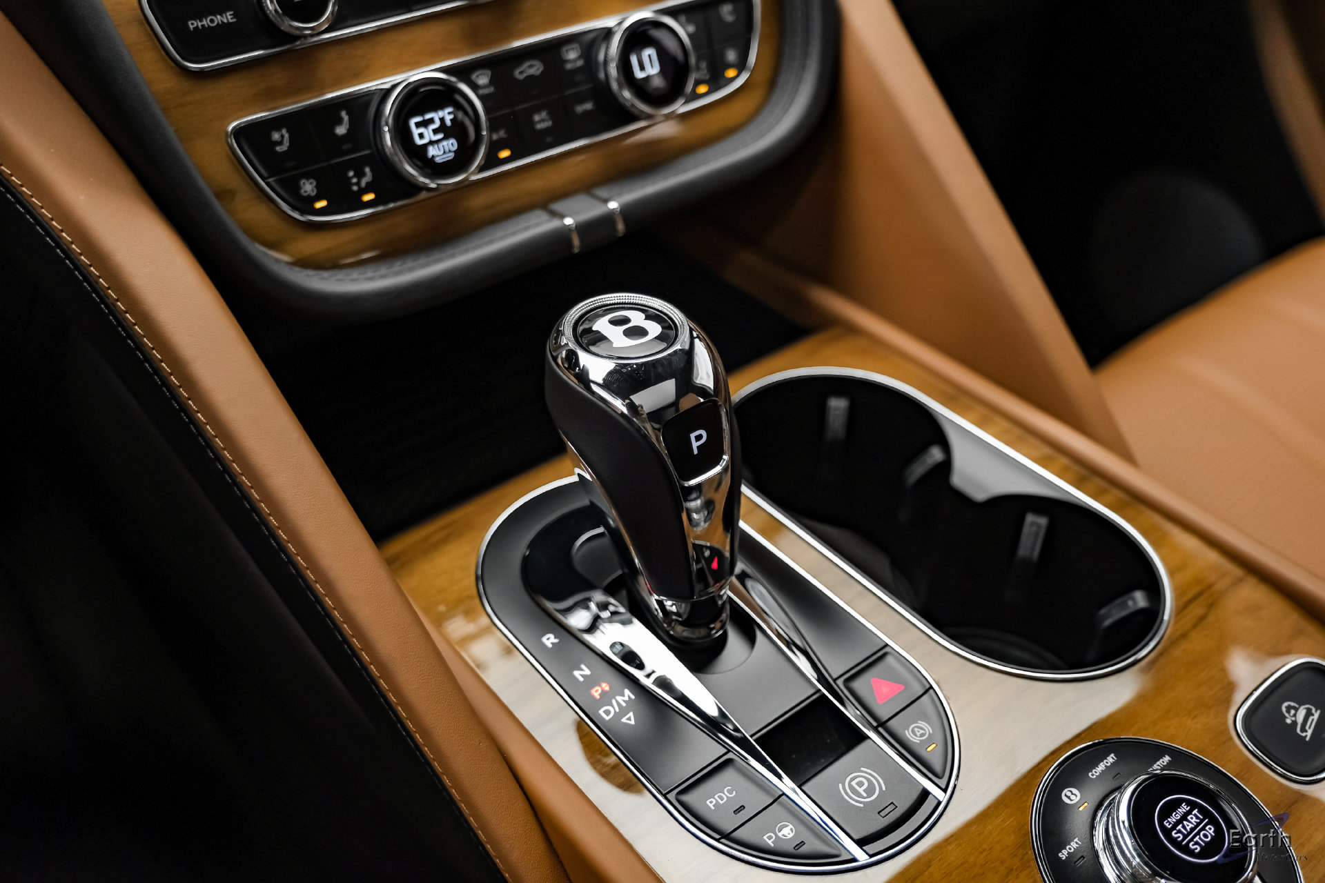Used 2023 Bentley Bentayga Extended Wheelbase AWD/4WD image 51