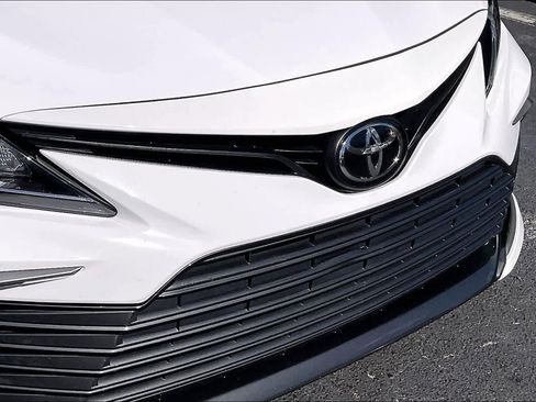 Used 2023 Toyota Camry LE image 29