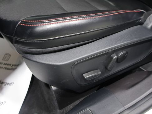 Used 2024 Ford Escape ST-Line AWD/4WD image 11