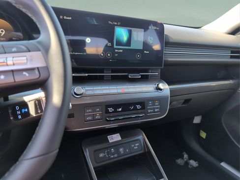 Used 2025 Hyundai Kona SEL image 26