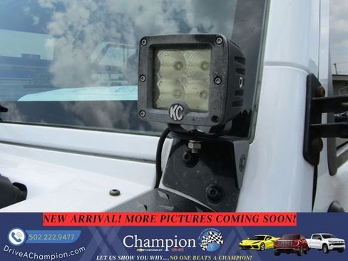 Used 2018 Jeep Wrangler Unlimited Sport S AWD/4WD image 9