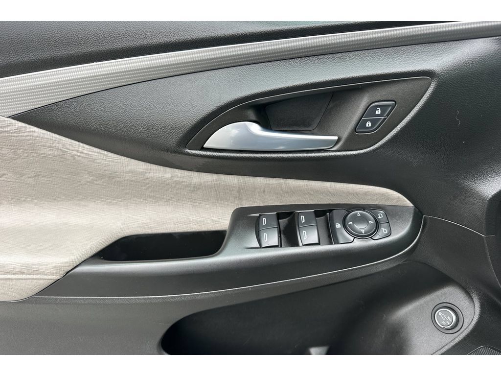 Used 2024 Buick Envista Avenir FWD image 11