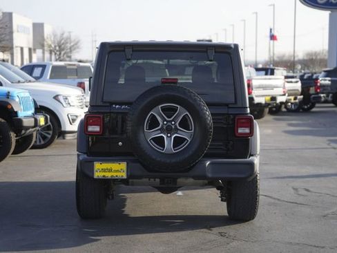 Used 2019 Jeep Wrangler Sport S image 7