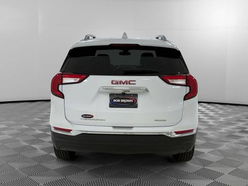 Used 2024 GMC Terrain SLT w/ Infotainment Package II AWD/4WD image 4