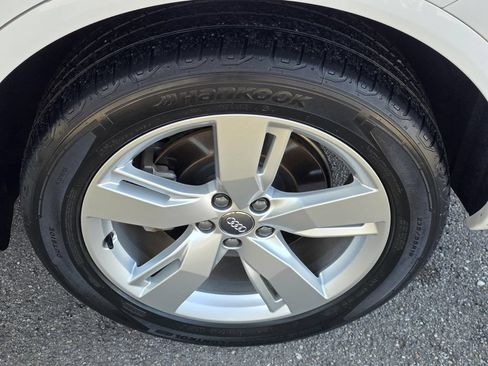 Used 2019 Audi Q5 Prestige w/ Prestige Package AWD/4WD image 31