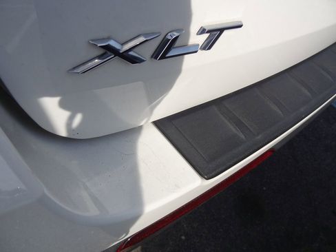 Used 2023 Ford Explorer XLT w/ Equipment Group 202A image 6