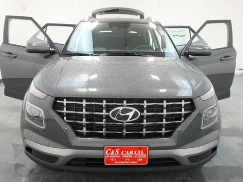 New 2026 Hyundai Venue SEL image 27