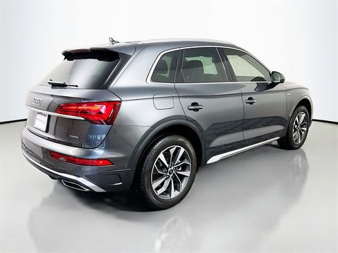 Used 2023 Audi Q5 2.0T Premium Plus w/ Premium Plus Package image 7