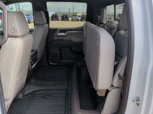 New 2026 GMC Sierra 1500 SLT image 38