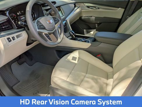 Used 2025 Cadillac XT5 Premium Luxury image 15