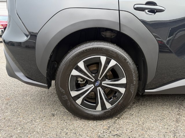 Used 2023 Subaru Solterra AWD image 27