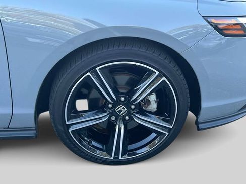Used 2024 Honda Accord Sport image 15