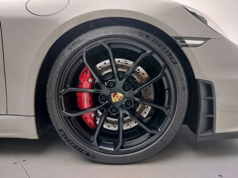 Certified 2023 Porsche 718 Boxster Spyder RWD image 28