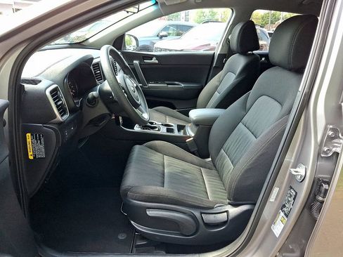Certified 2022 Kia Sportage LX image 14