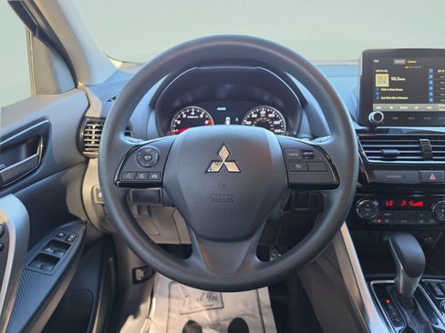 Used 2024 Mitsubishi Eclipse Cross AWD image 19