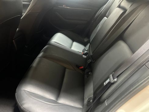 Used 2024 MAZDA MAZDA3 s FWD image 15