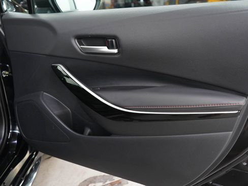 Used 2025 Toyota Corolla XSE FWD image 9
