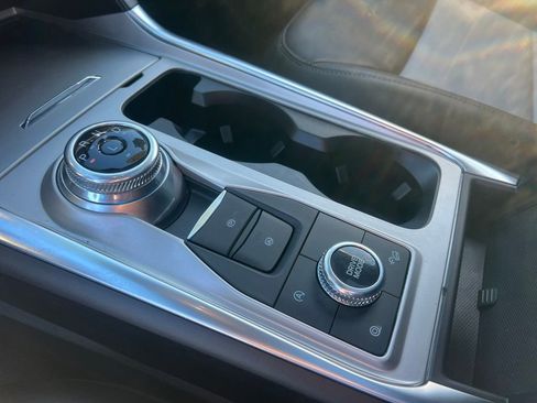 Used 2023 Ford Explorer XLT w/ Equipment Group 202A image 26