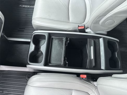 Certified 2024 Honda Odyssey EX-L image 19
