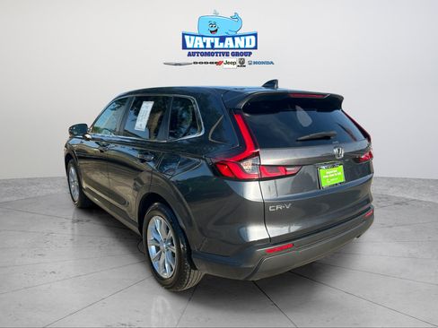 Used 2025 Honda CR-V EX image 3