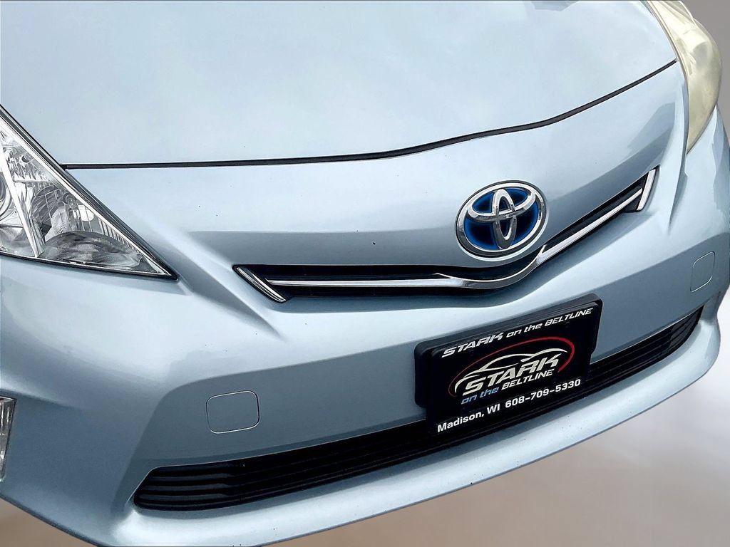 Used 2013 Toyota Prius V Three FWD image 31