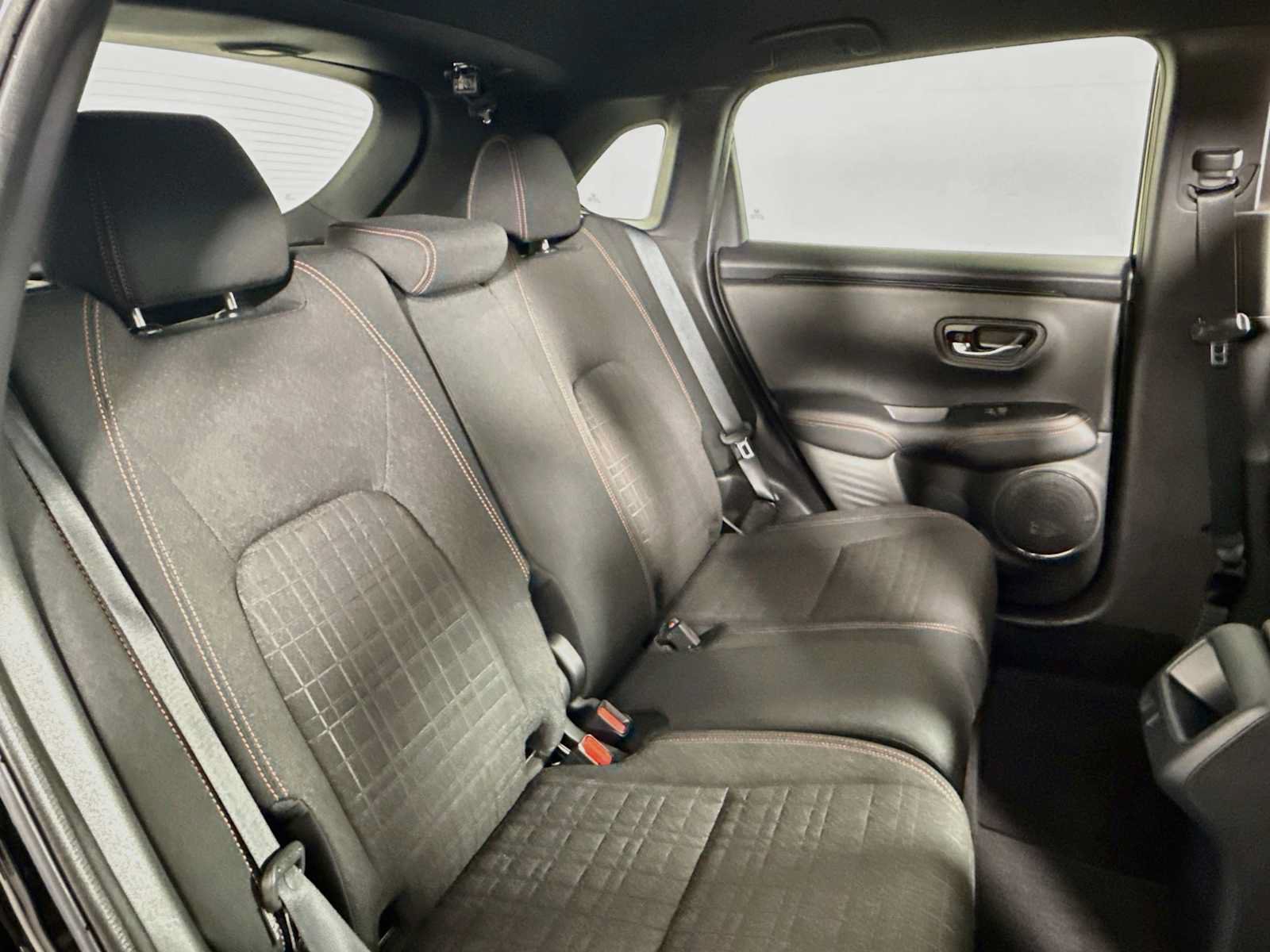 Used 2023 Honda HR-V Sport image 31