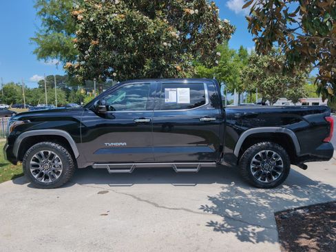 Used 2024 Toyota Tundra Limited AWD/4WD image 7