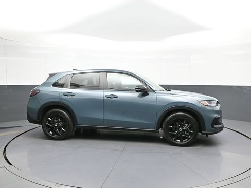 Certified 2024 Honda HR-V Sport image 5