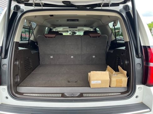 Used 2016 Chevrolet Suburban LTZ image 30