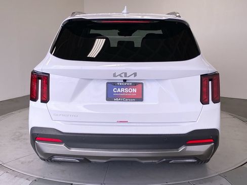 Used 2026 Kia Sorento S w/ S Panoramic Sunroof Package FWD image 4