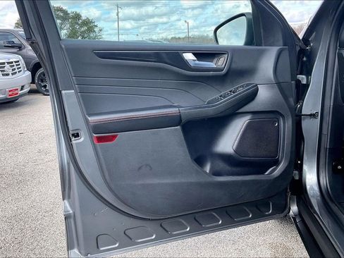 Certified 2024 Ford Escape ST-Line w/ Cold Weather Package image 17