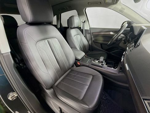 Used 2021 Audi Q5 e Premium Plus w/ Premium Plus Package image 28